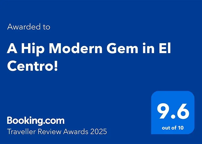 A Hip Modern Gem In El Centro!